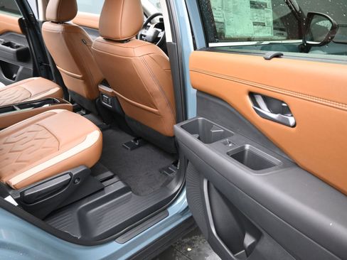 New 2026 Nissan Pathfinder Platinum AWD/4WD image 21