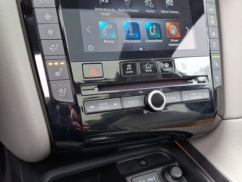 Used 2023 INFINITI QX50 Sensory w/ Accent Package image 17