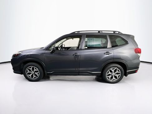 Used 2023 Subaru Forester Premium AWD/4WD image 8
