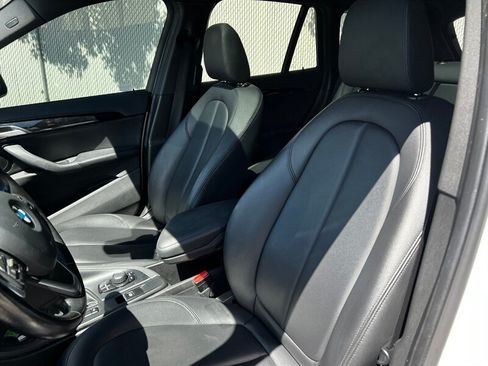 Used 2017 BMW X1 xDrive28i AWD/4WD image 18
