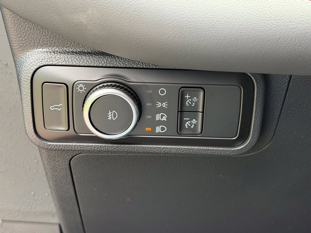 New 2026 Ford Explorer Active w/ Active Comfort Package AWD/4WD image 14