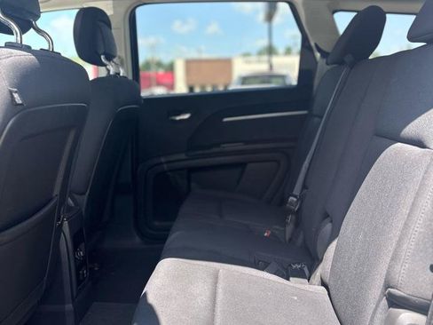 Used 2010 Dodge Journey SXT FWD image 6