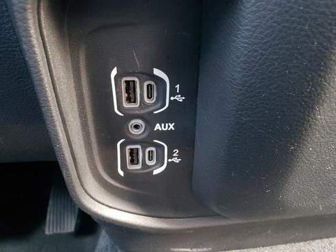 Used 2022 RAM 1500 Big Horn AWD/4WD image 22