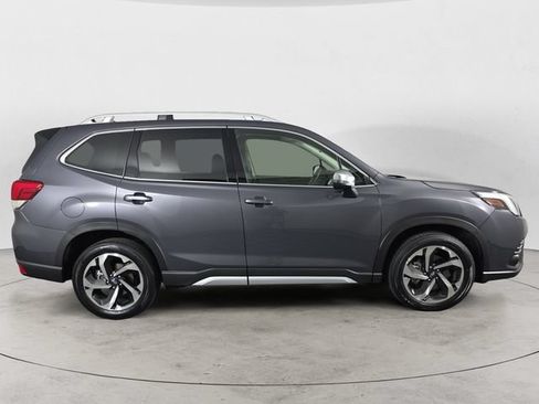 Certified 2024 Subaru Forester Touring AWD/4WD image 4