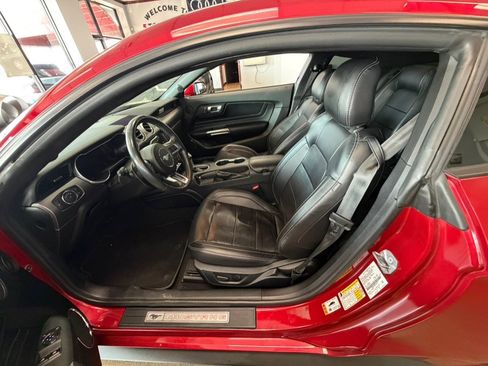 Used 2021 Ford Mustang GT Premium w/ Equipment Group 401A RWD image 26