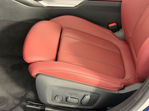 Used 2026 BMW 330i Sedan w/ Premium Package RWD image 14