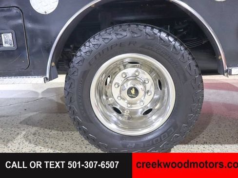 Used 2024 RAM 3500 Tradesman w/ Chrome Appearance Group AWD/4WD image 38
