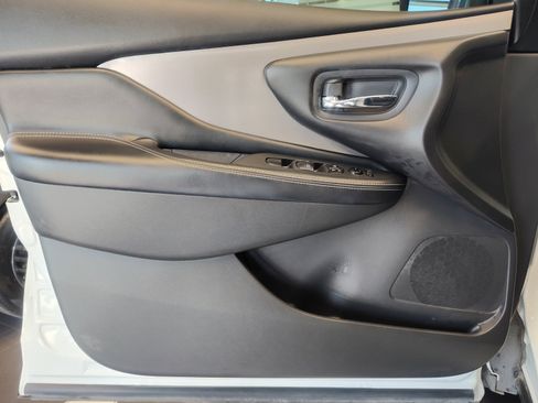 Used 2024 Nissan Murano SV FWD image 26