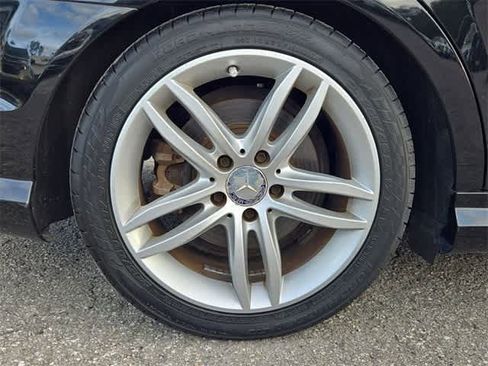 Used 2014 Mercedes-Benz C 250 Sedan image 13