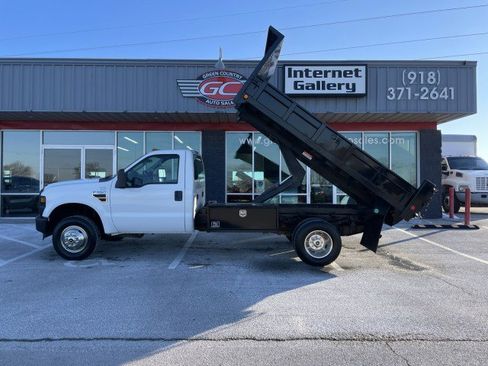 Used 2009 Ford F350 XL image 1