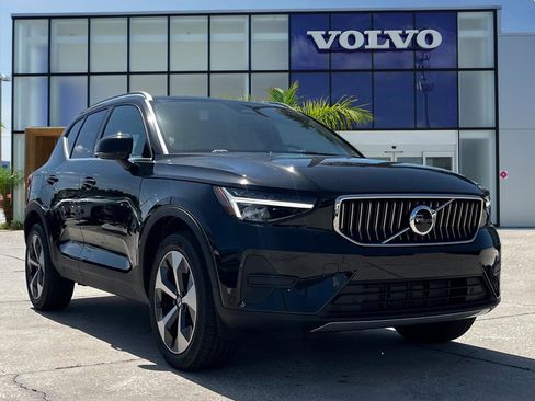 New 2025 Volvo XC40 B5 Core w/ Protection Package Premier image 1
