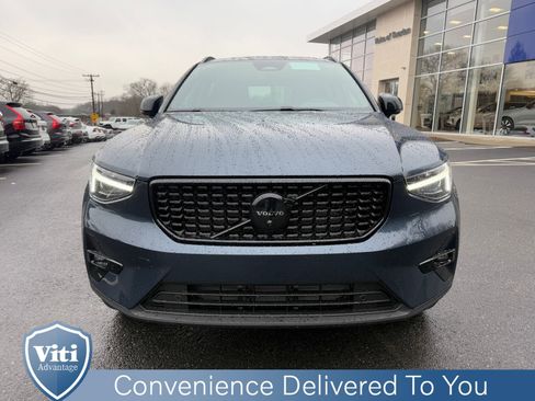 New 2026 Volvo XC40 B5 Ultra w/ Climate Package image 3