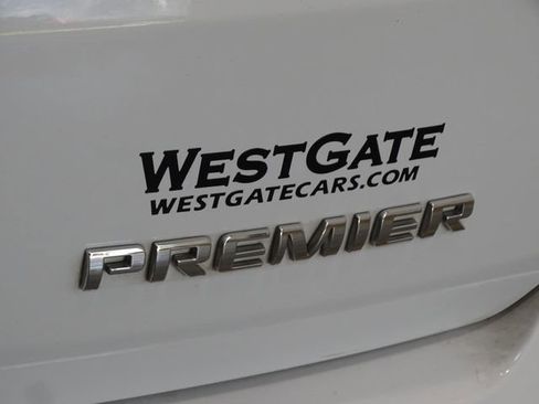 Used 2020 Chevrolet Traverse Premier image 57