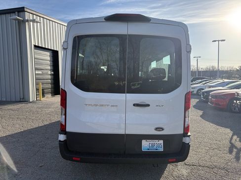 Used 2022 Ford Transit 350 XLT image 4
