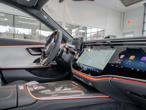 New 2026 Mercedes-Benz E 53 AMG 4MATIC Sedan image 18