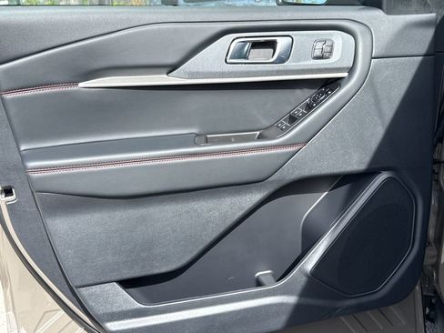 New 2026 Ford Explorer ST image 17