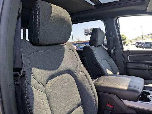 Used 2022 RAM 1500 Big Horn AWD/4WD image 27