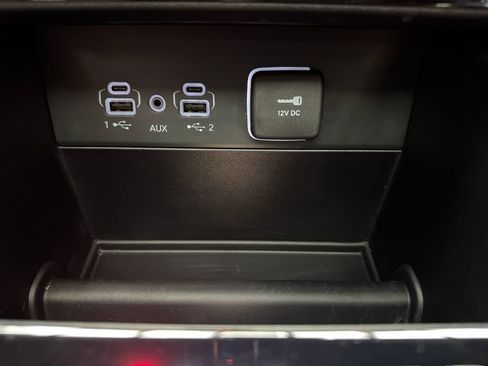 Used 2024 Jeep Grand Cherokee L Laredo AWD/4WD image 19