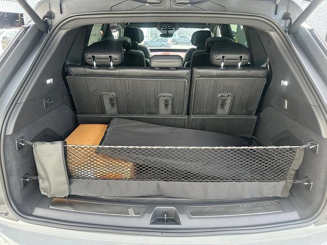 New 2026 Cadillac Escalade IQ Sport 1 w/ LPO, Floor Liner Package AWD/4WD image 9