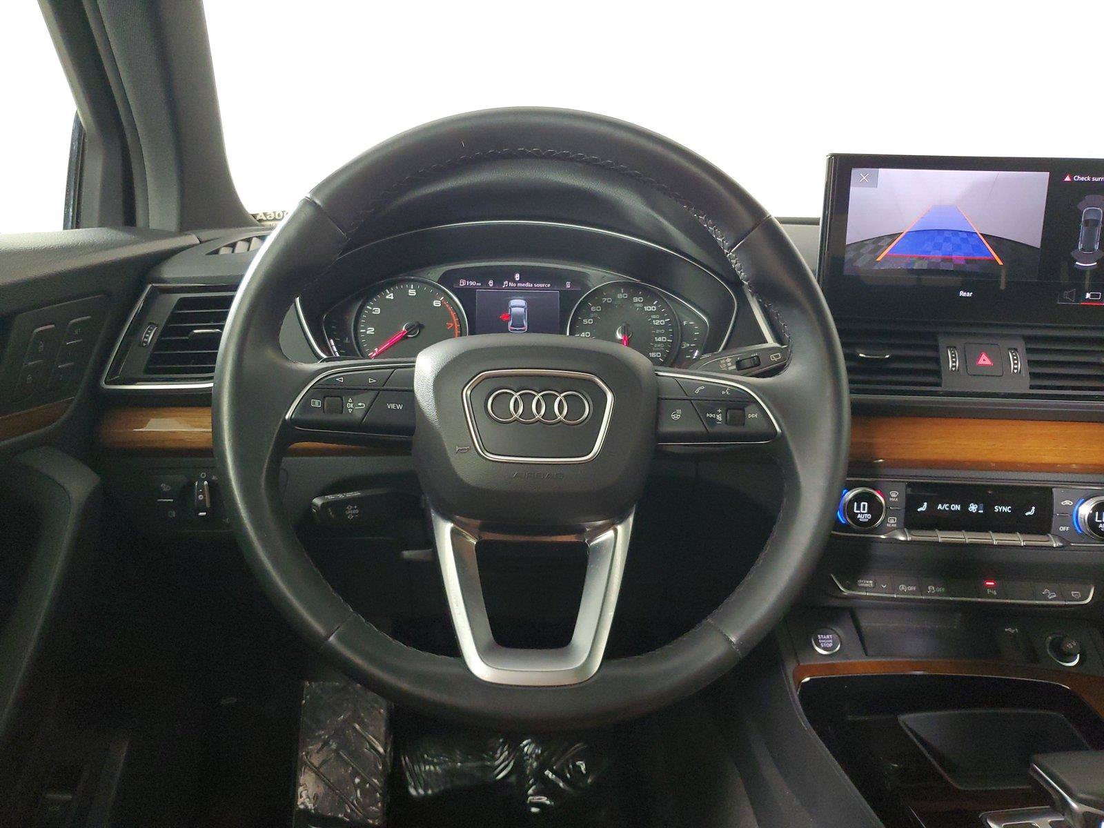Used 2021 Audi Q5 2.0T Premium w/ Convenience Package AWD/4WD image 16