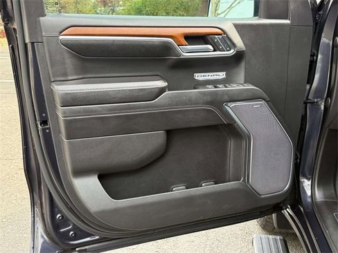 Certified 2023 GMC Sierra 1500 Denali w/ Denali Reserve Package image 8