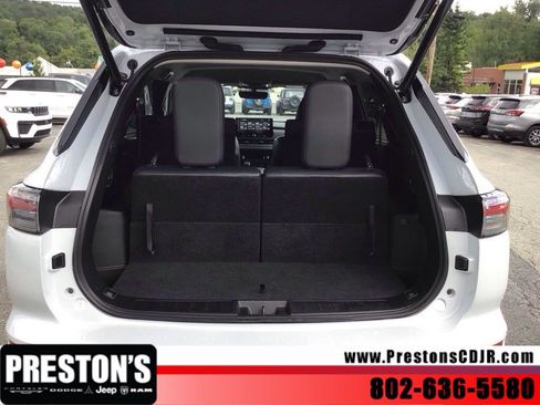Used 2025 Mitsubishi Outlander SE AWD/4WD image 5