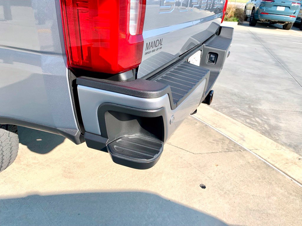 Used 2024 Ford F250 4x4 Crew Cab Super Duty image 42