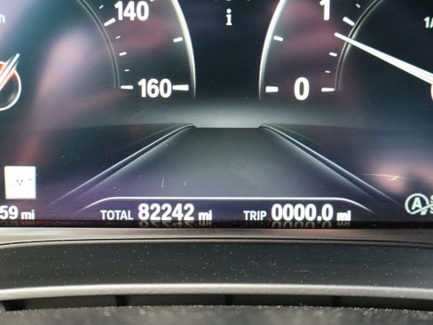 Used 2019 BMW 530i w/ Convenience Package RWD image 16