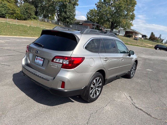 Used 2015 Subaru Outback 2.5i Limited AWD/4WD image 8