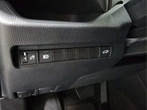 Certified 2024 Toyota RAV4 XLE w/ Convenience Package FWD image 13