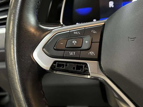 Used 2024 Volkswagen Jetta SE FWD image 25