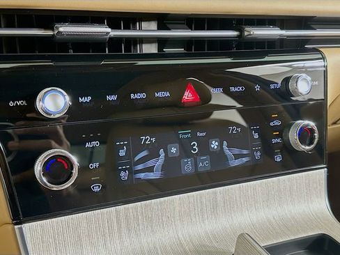 New 2025 Genesis G80 2.5T Advanced image 16