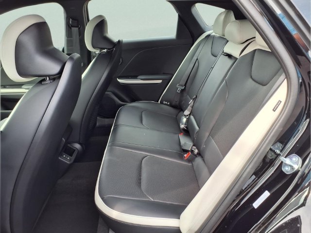 New 2026 Kia K4 GT-Line FWD image 8