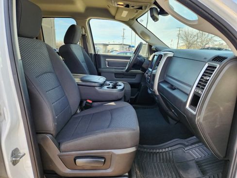 Used 2019 RAM 1500 Classic Warlock w/ Electronics Group image 15