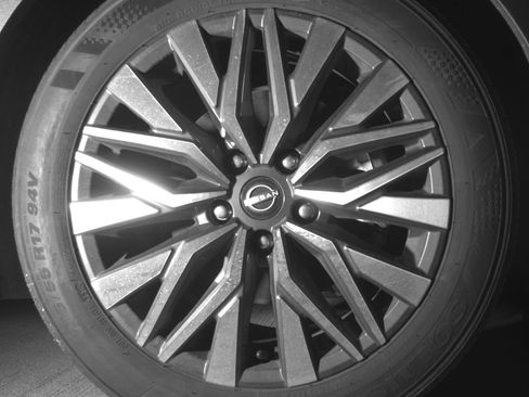 Used 2025 Nissan Altima 2.5 SV image 13