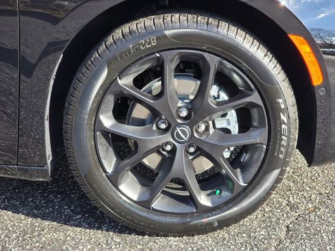 New 2026 Chrysler Pacifica Select image 14