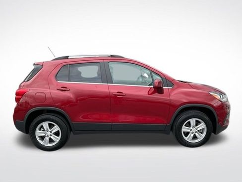 Used 2020 Chevrolet Trax LT AWD/4WD image 8