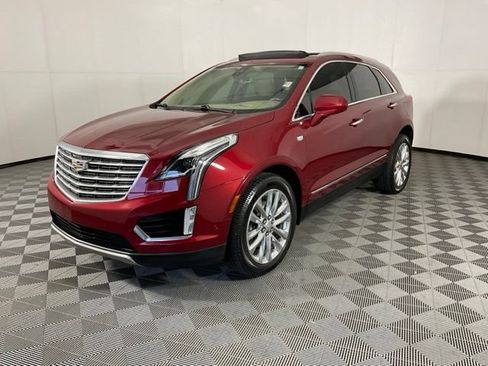 Used 2019 Cadillac XT5 Platinum AWD/4WD image 1