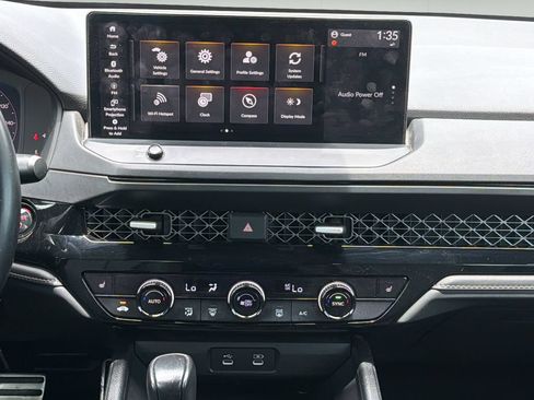 Used 2023 Honda Accord Sport image 19