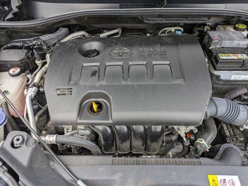 Used 2022 Toyota C-HR Limited image 22