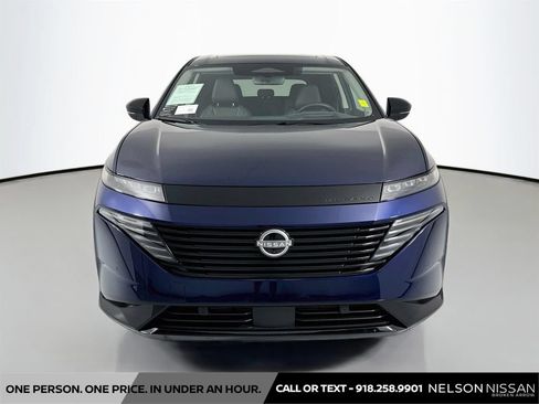 Certified 2025 Nissan Murano Platinum w/ Cargo Package AWD/4WD image 2