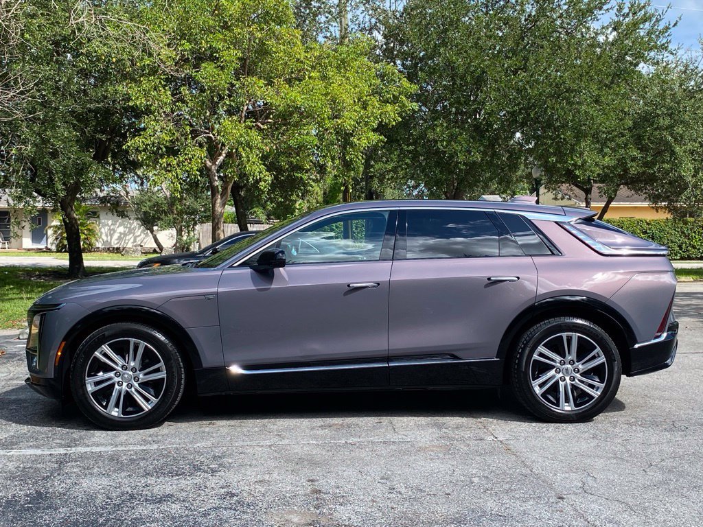 Used 2024 Cadillac Lyriq Tech RWD image 4