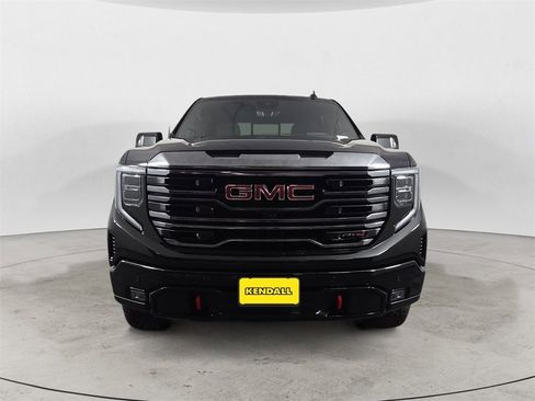 Used 2024 GMC Sierra 1500 AT4 w/ Technology Package image 8
