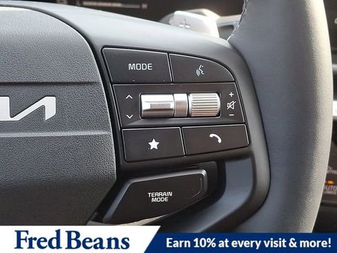 New 2026 Kia Sportage EX image 18