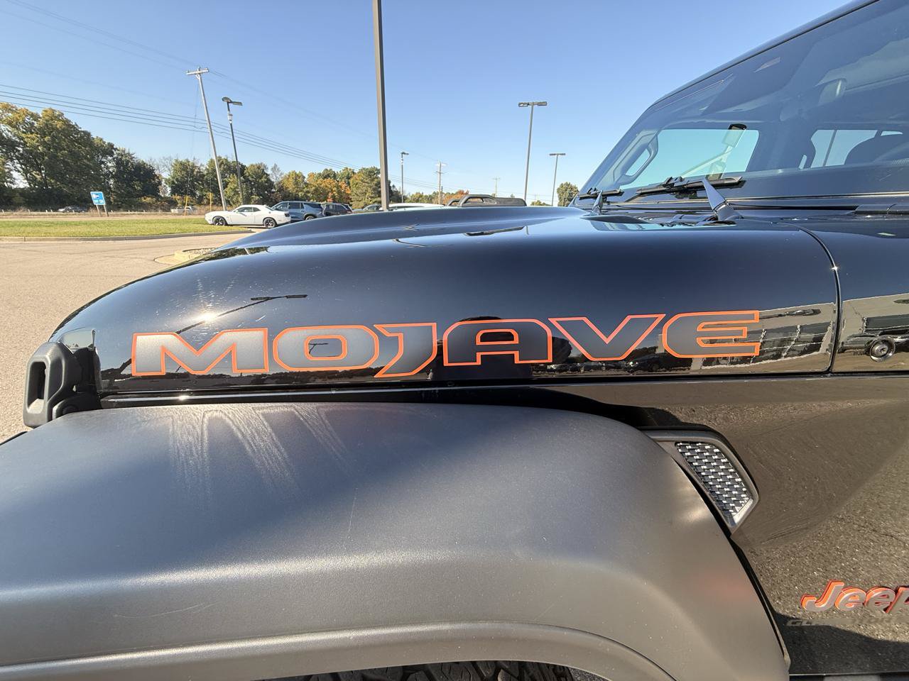 Used 2026 Jeep Gladiator Mojave AWD/4WD image 10