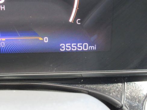 Certified 2024 Chevrolet Trax RS w/ Driver Confidence Package FWD image 29