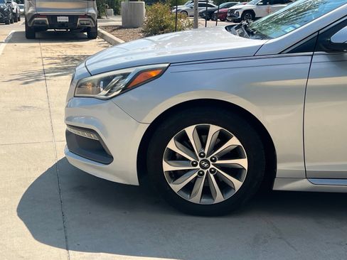 Used 2017 Hyundai Sonata Sport w/ Value Edition Package 02 FWD image 8