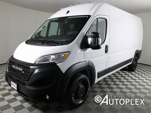 Used 2025 RAM ProMaster 3500 w/ Safety Group image 9