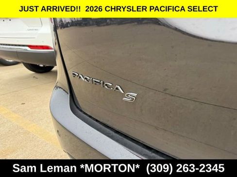 New 2026 Chrysler Pacifica Select w/ S Appearance Package image 8