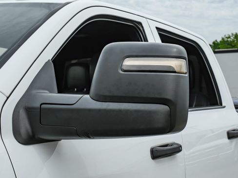 Used 2023 RAM 2500 Tradesman w/ Chrome Appearance Group AWD/4WD image 34